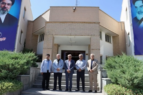 دیدار مهدی جهانی کیا سرپرست شرکت شهرکهای صنعتی خراسان جنوبی با محمدحسین زینلی پیشکسوت صنعت ایران و مدیرعامل شهرک غیردولتی کویرتایر 